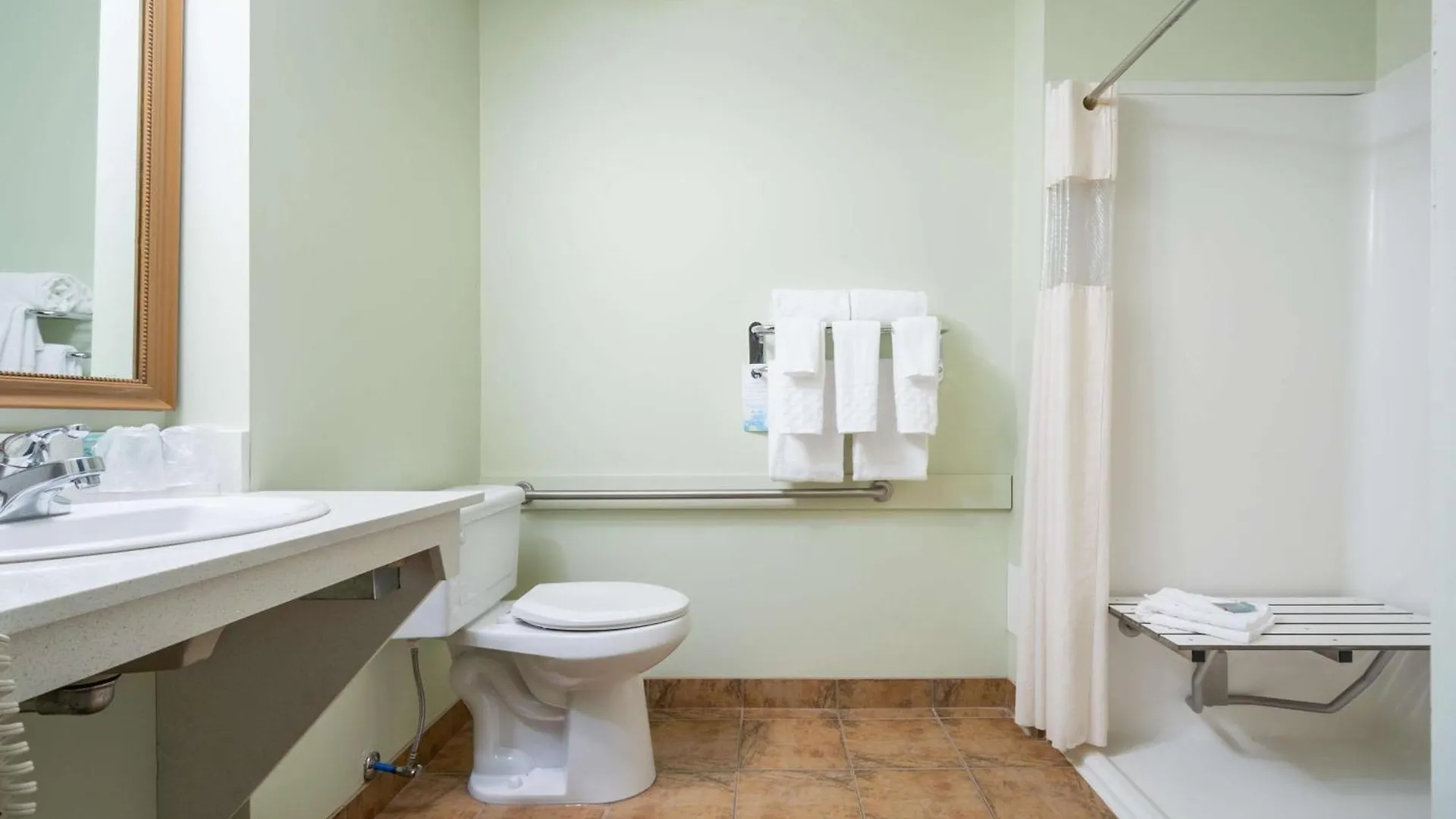 *** Hotel Surestay Plus By Best Western Calgary South East Canada