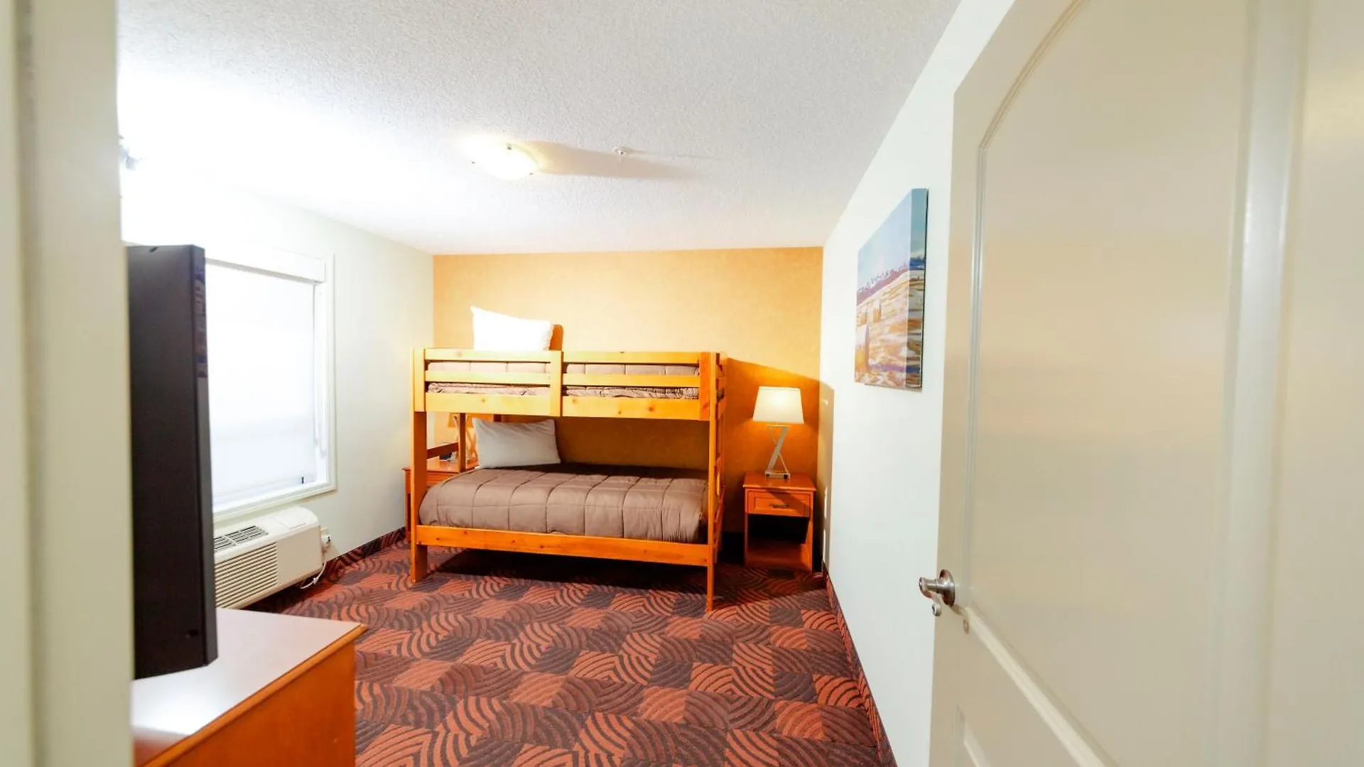 Hotel Surestay Plus By Best Western Calgary South East